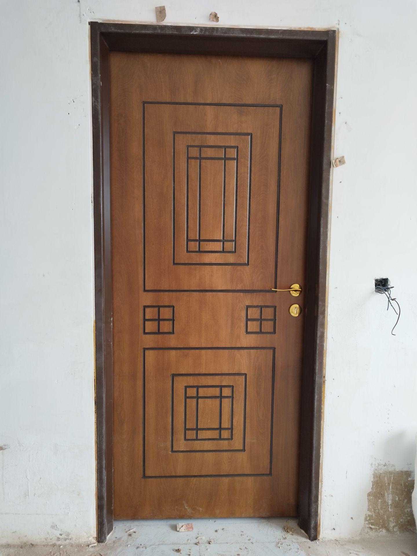 درب اتاق و سرویس روکش راش رنگ شده H103