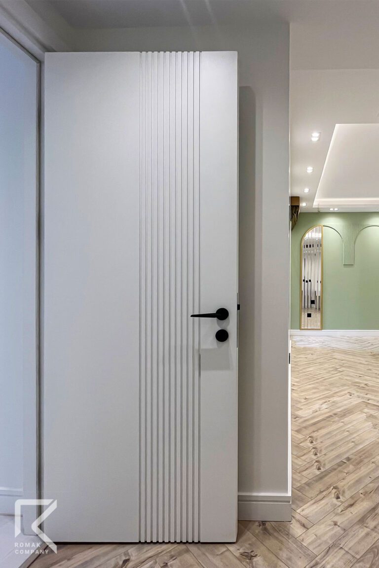 درب اتاق و سرویس زیر کار 8میل رنگ شده کد H123