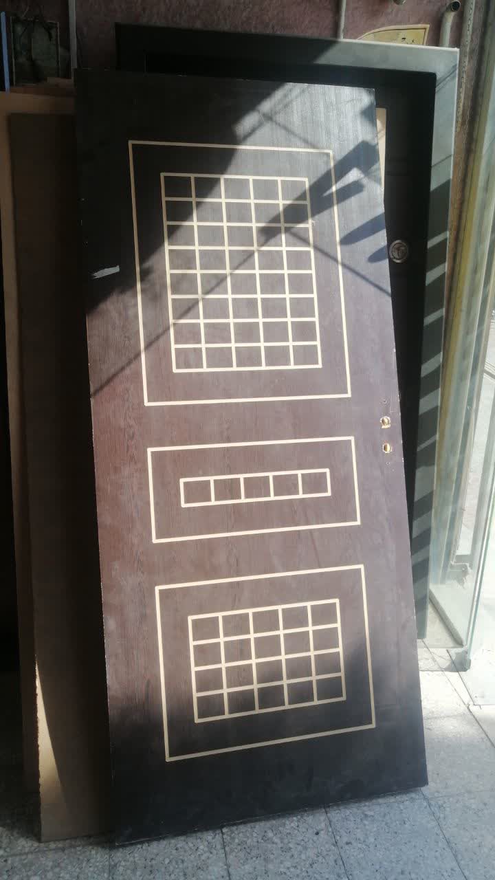 درب اتاق و سرویس لمینوکس 3 میل طرح L101