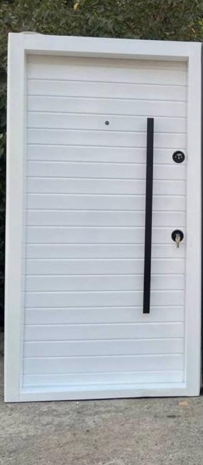 درب ضدسرقت روکش فلز سفید افقی  قفل تیپ ترک 