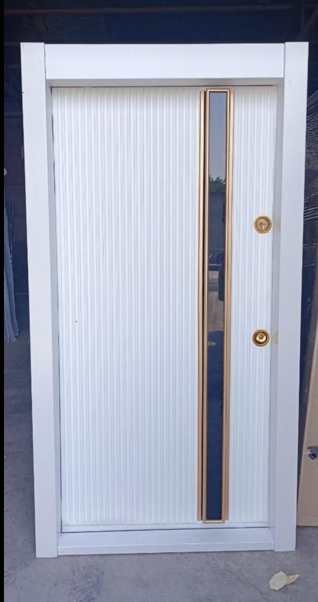 درب ضدسرقت مدل ژینا سفید قفل ترک ضددیلم 